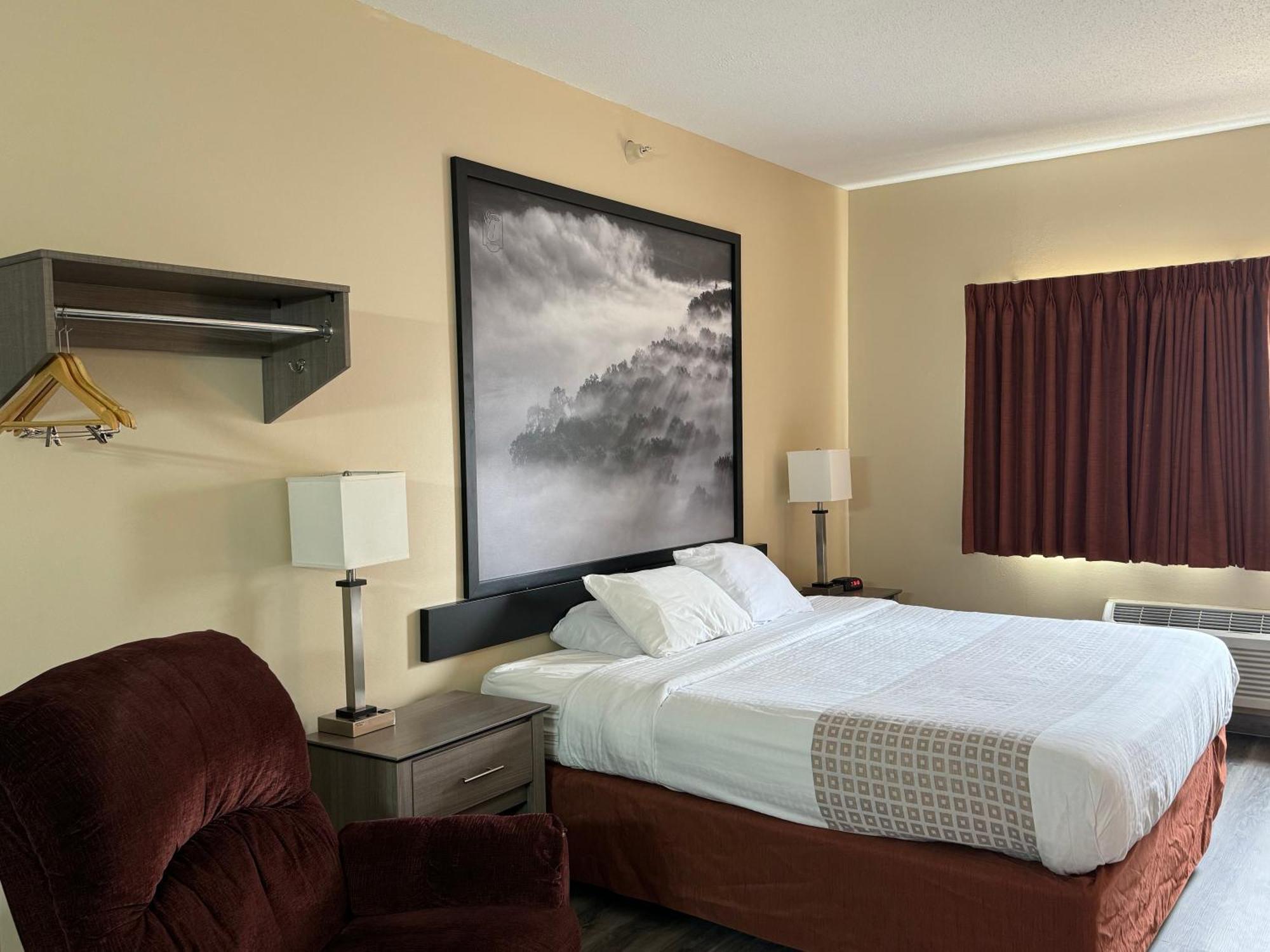 Super 8 By Wyndham Mason City Ngoại thất bức ảnh
